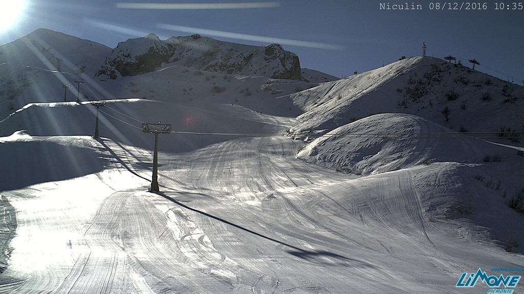 Babbo Natale Webcam.A Limone Piemonte Impianti Aperti E Villaggio Di Babbo Natale In Paese Targatocn It