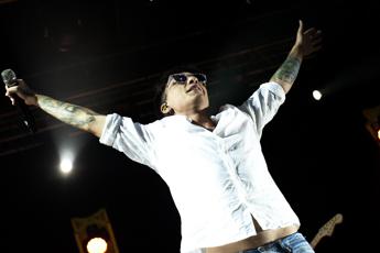 Ultimo, oggi il concerto record a Tor Vergata: dall'arrivo in elicottero ai numeri dello show Ultimo, oggi il concerto record a Tor Vergata: dall'arrivo in elicottero ai numeri dello show