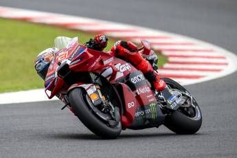 MotoGp, Marquez cade e firma la pole in Australia. La griglia di partenza MotoGp, Marquez cade e firma la pole in Australia. La griglia di partenza