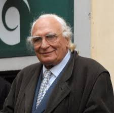 Giacinto Pannella, detto Marco (Teramo, 2 maggio 1930 – Roma, 19 maggio 2016), fondatore dei Radicali Italiani
