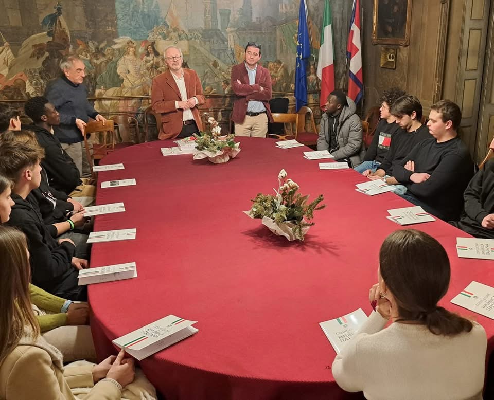 A Dronero si è riflettuto su passato e futuro con due momenti importanti dedicati ad anziani e diciottenni