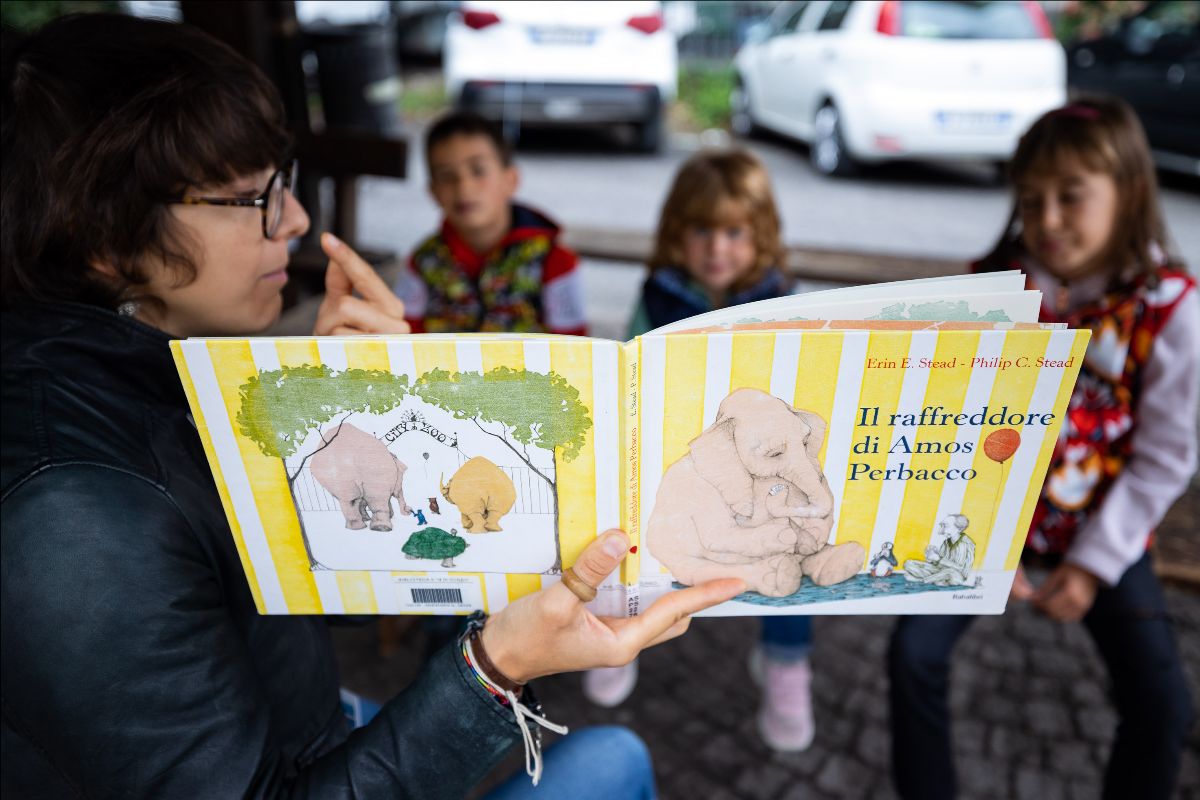 Una montagna di storie (lette ad alta voce!): nasce il progetto per educare alla lettura la fascia di bambini dai 3 ai 6 anni Una montagna di storie (lette ad alta voce!): nasce il progetto per educare alla lettura la fascia di bambini dai 3 ai 6 anni