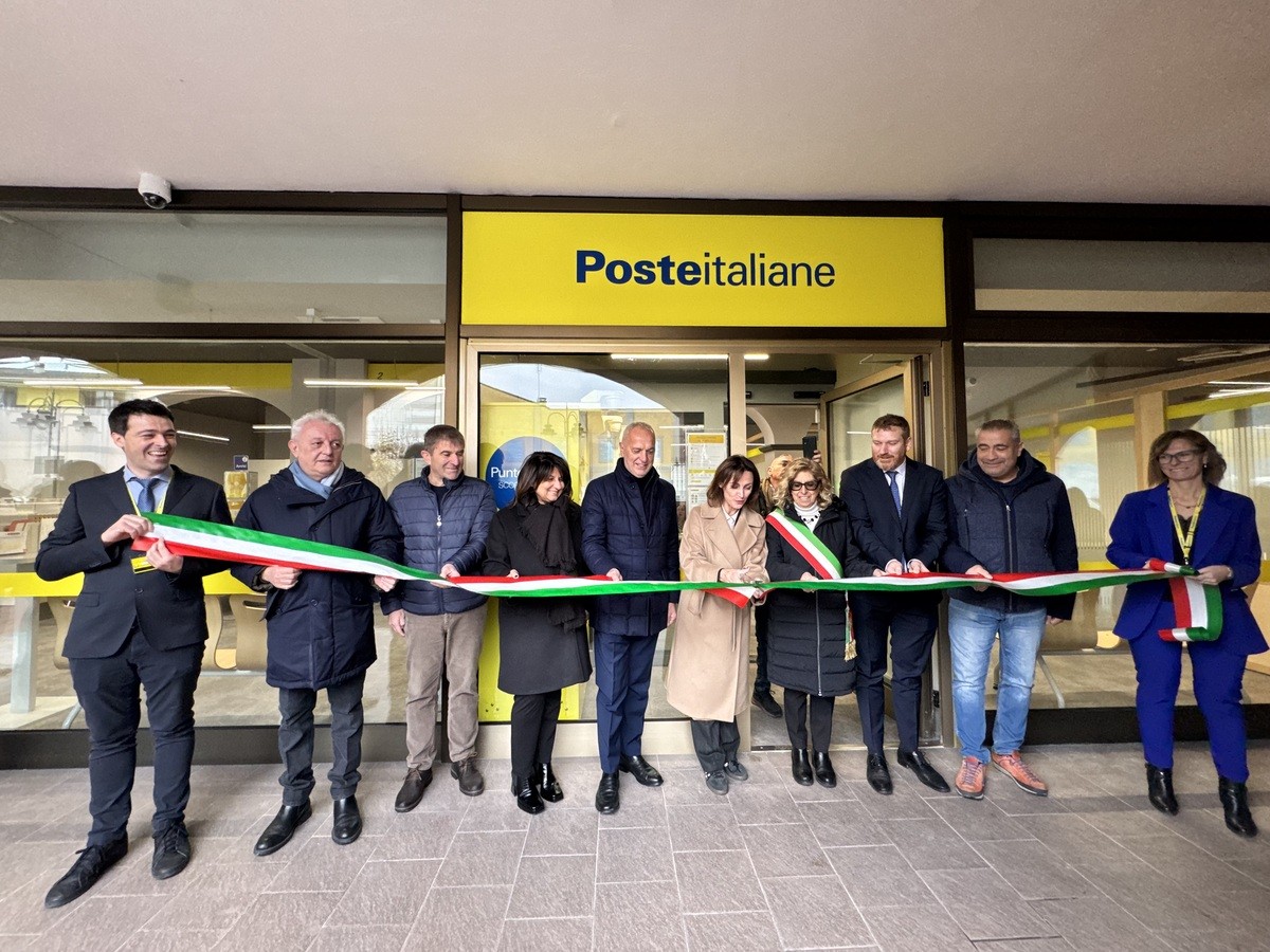 Inaugurato l'ufficio postale di Caraglio nella nuova sede di Piazza ...