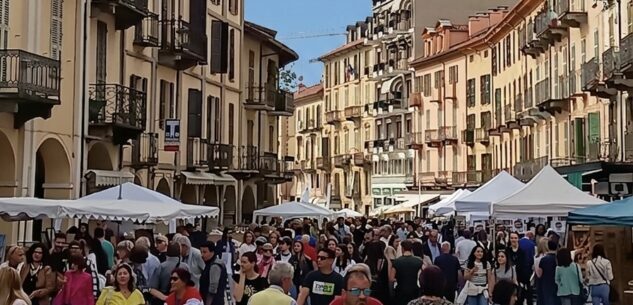 Saluzzo, domani Negozio in strada Saluzzo, domani Negozio in strada