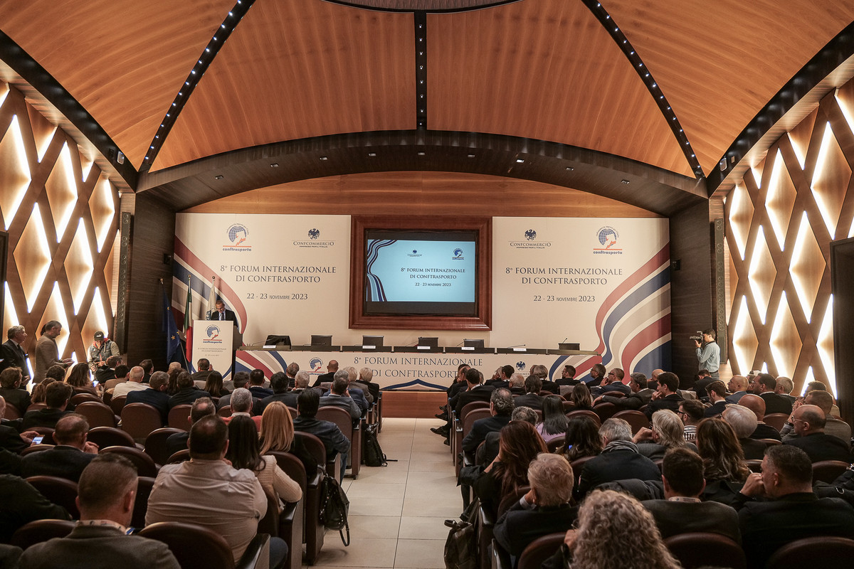 FAI Cuneo Presente A Roma All 8 Forum Internazionale Di Conftrasporto fai-cuneo-presente-a-roma-all-8-forum-internazionale-di-conftrasporto