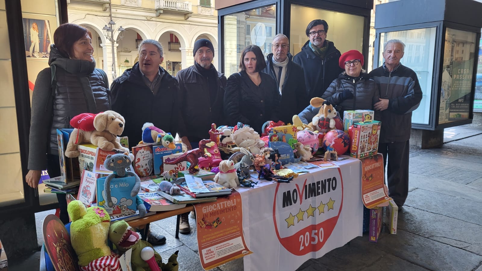 M5S raccoglie giocattoli per la pediatria del S. Croce, Martinetti: “Ottima la risposta dei cuneesi” M5S raccoglie giocattoli per la pediatria del S. Croce, Martinetti: “Ottima la risposta dei cuneesi”
