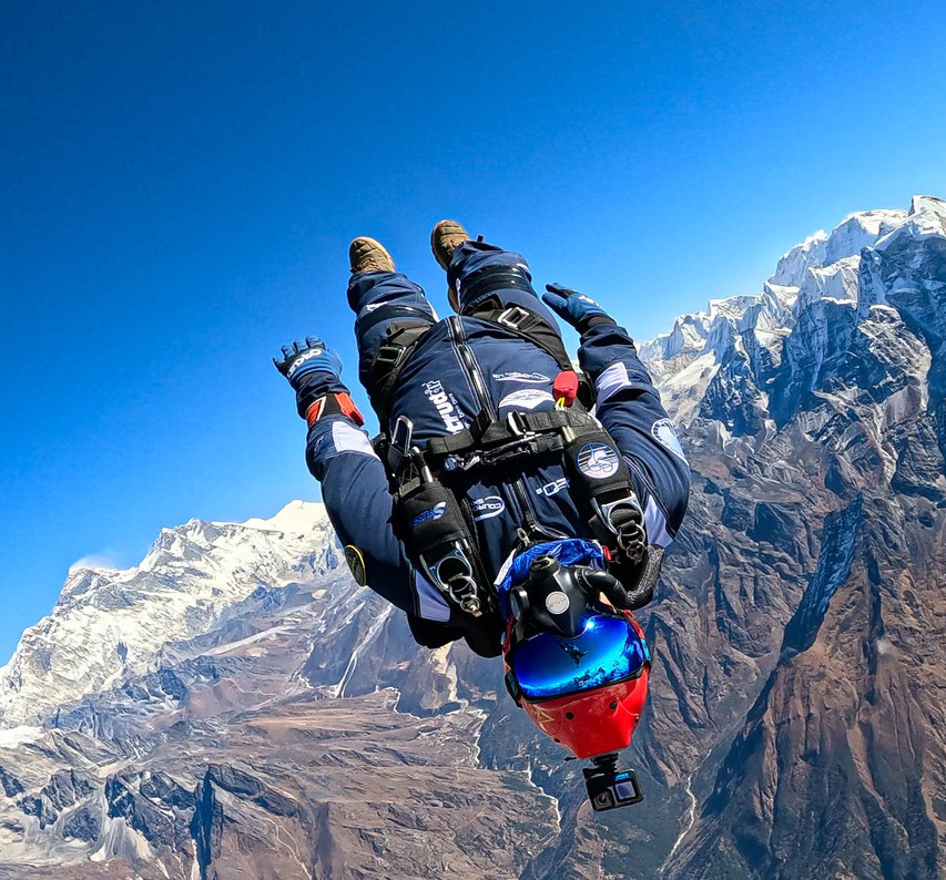 Parachutist Alberto, the only Italian to jump from the summit of Everest – Targatocn.it