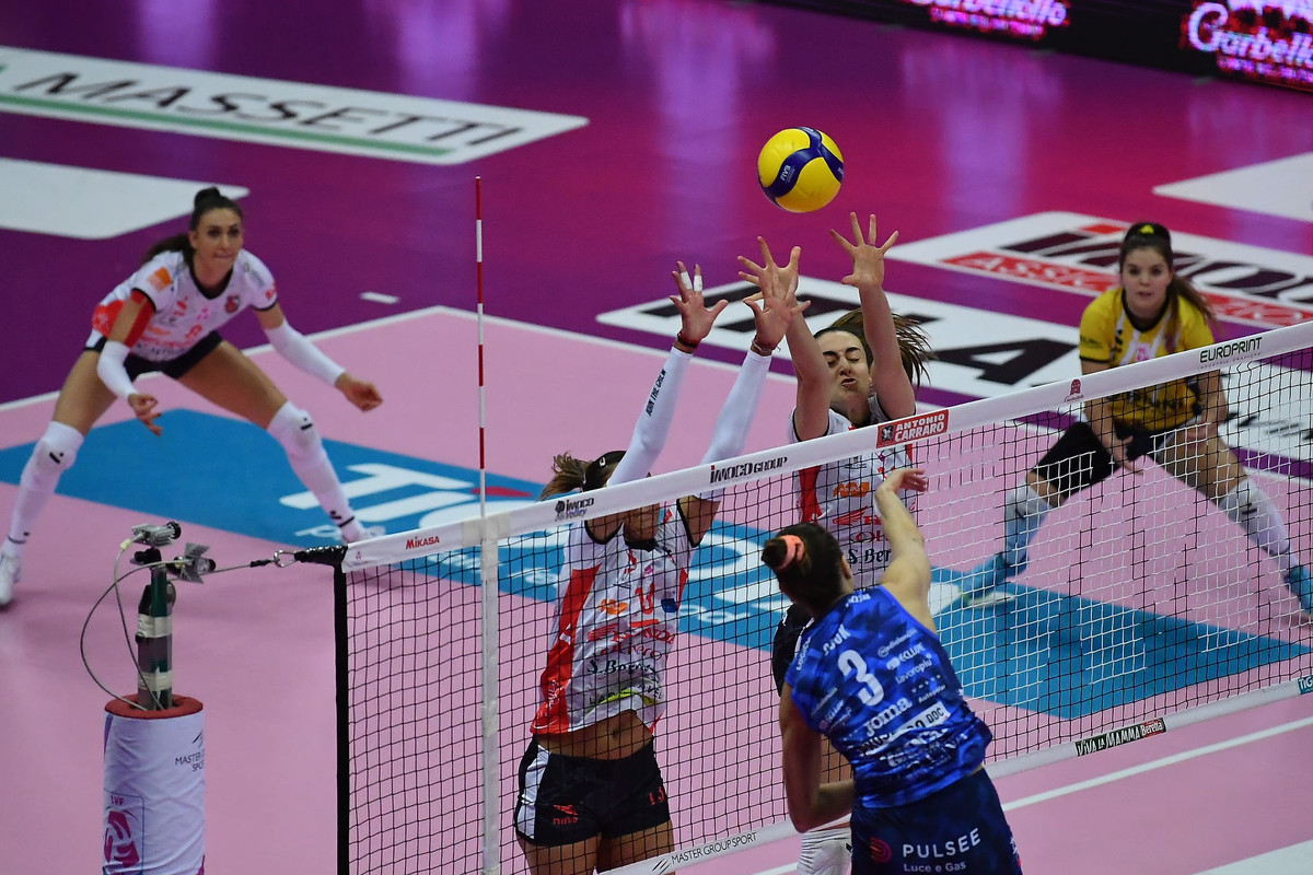 Volley A1F. Cuneo prima ci prova, poi molla: Conegliano è di un altro pianeta e vince 3-0 Volley A1F. Cuneo prima ci prova, poi molla: Conegliano è di un altro pianeta e vince 3-0