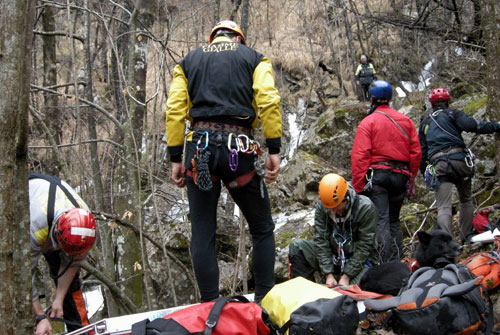 Cercatori di funghi dispersi o infortunati: un fine settimana di interventi per il Soccorso Alpino Cercatori di funghi dispersi o infortunati: un fine settimana di interventi per il Soccorso Alpino