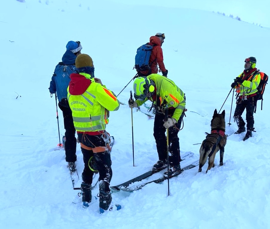 Soccorso Alpino a Vinadio per tre scialpinisti belgi travolti da una valanga Soccorso Alpino a Vinadio per tre scialpinisti belgi travolti da una valanga