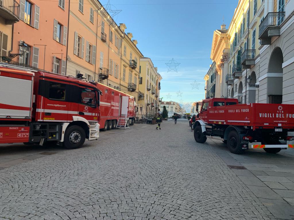 Cominiciano i festeggiamenti per Santa Barbara per i vigili del Fuoco. Più di ottomila interventi nel 2023 Cominiciano i festeggiamenti per Santa Barbara per i vigili del Fuoco. Più di ottomila interventi nel 2023