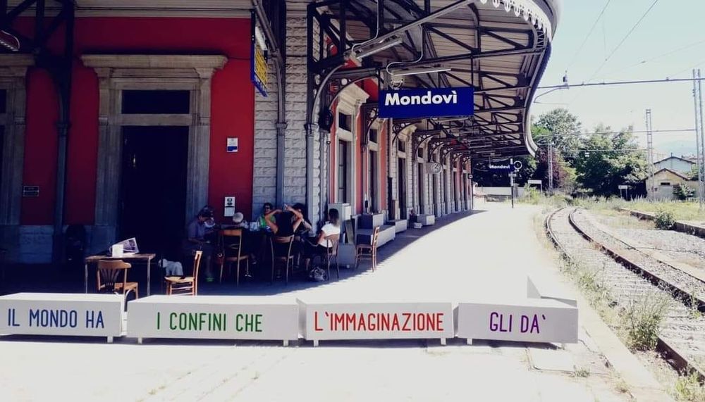 L'incontro si tiene al Caffè Sociale