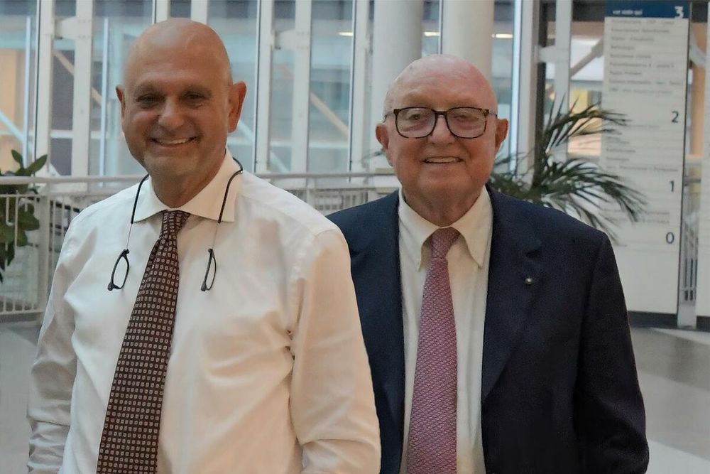 Il direttore della Fondazione Ospedale Alba-Bra Luciano Scalise con il presidente Bruno Ceretto Il direttore della Fondazione Ospedale Alba-Bra Luciano Scalise con il presidente Bruno Ceretto