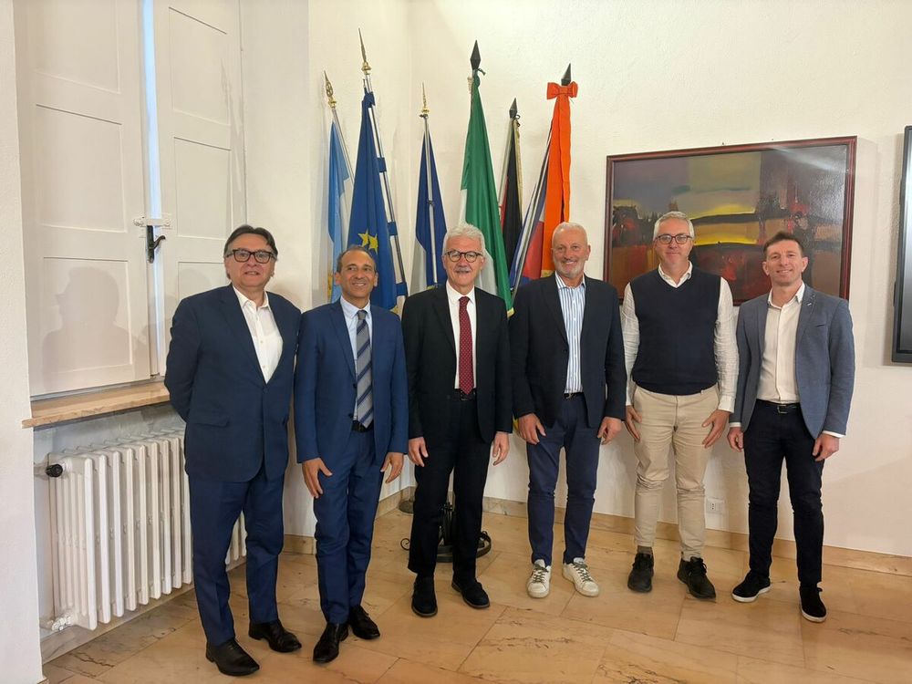 Il rinnovato direttivo del Distretto Il rinnovato direttivo del Distretto