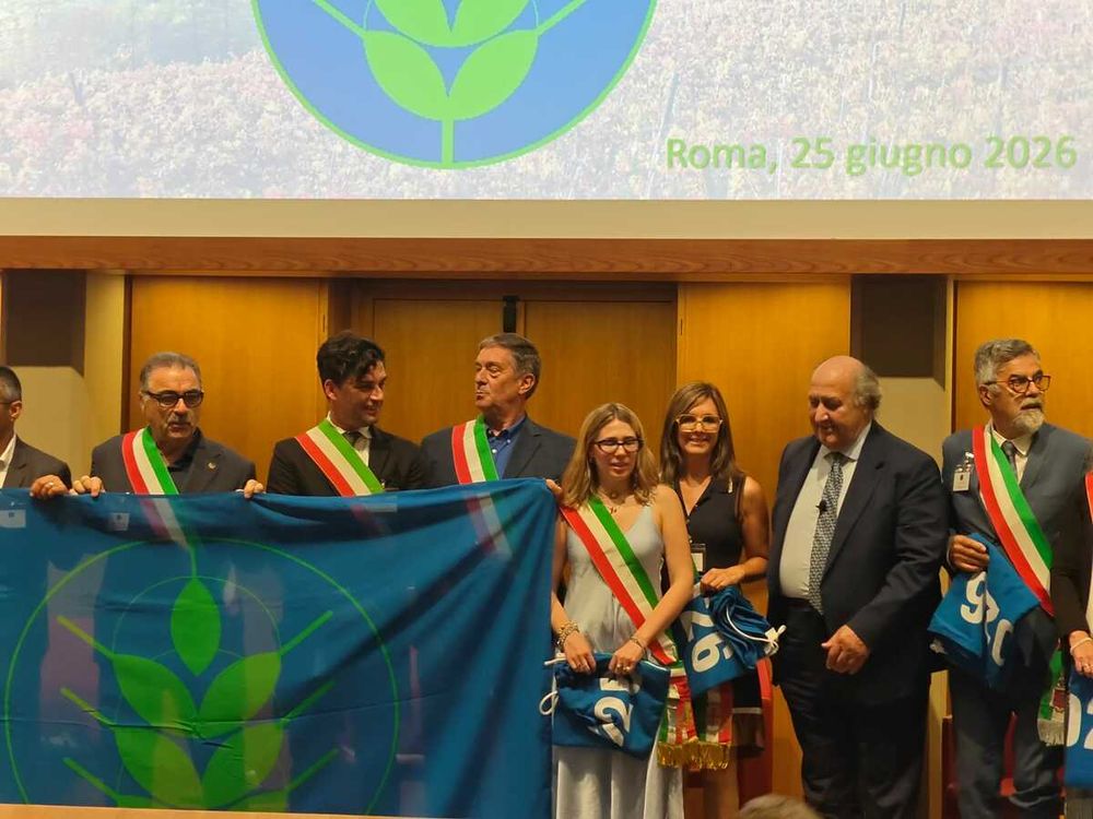 La consegna delle bandiere ai Comuni Spiga Verde La consegna delle bandiere ai Comuni Spiga Verde