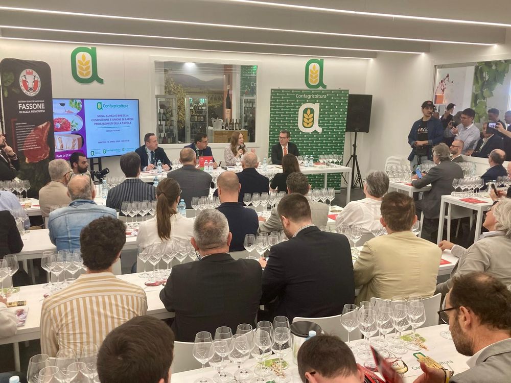 Un passato evento di Confagricoltura al Vinitaly di Verona Un passato evento di Confagricoltura al Vinitaly di Verona