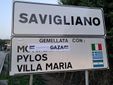 Cartelli recanti la scritta "Città gemellata con Gaza" in diverse città della provincia di Cuneo Cartelli recanti la scritta "Città gemellata con Gaza" in diverse città della provincia di Cuneo