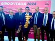 Nella foto, da sinistra, il senatore Bergesio, il sindaco di Fossano Tallone e l'assessore allo Sport della Regione Piemonte Fabrizio Ricca