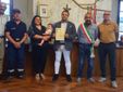 Premiati i docenti Giuseppe Iennaco e la moglie Sandra Albano che dopo aver insegnato all'Alberghiero di Barge rientreranno nel paese d'origine in Campania