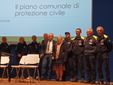 Al centro Giuliana Sacco, madrina della Protezione civile di Scarnafigi con il sindaco Riccardo Ghigo Al centro Giuliana Sacco, madrina della Protezione civile di Scarnafigi con il sindaco Riccardo Ghigo