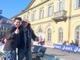 Saluzzo, Fitwalking del Cuore, il conduttore ufficiale Andrea Caponetto con i cantante Mimmo