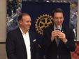 Saluzzo, conviviale Rotary, Piero Sassone e  il presidente del club Paolo Francese