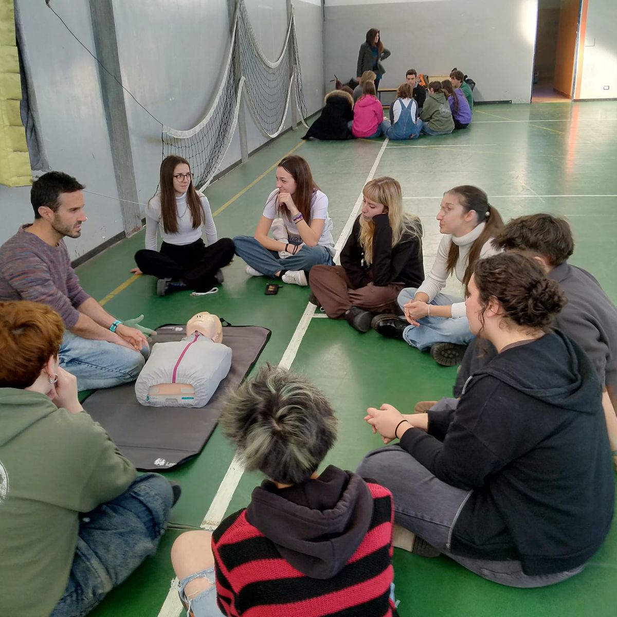 Cuneo, al "Bianchi Virginio" il corso di manovra salvavita con l'emergenza sanitaria Cuneo, al "Bianchi Virginio" il corso di manovra salvavita con l'emergenza sanitaria