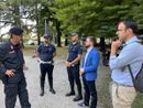 Il sindaco e l'assessore Tibaldi insieme a Carabinieri e Polizia Locale nei giardini della stazione ferroviaria Il sindaco e l'assessore Tibaldi insieme a Carabinieri e Polizia Locale nei giardini della stazione ferroviaria