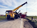 Cavallermaggiore, camion carico di suini si ribalta lungo la SP 129: feriti diversi animali Cavallermaggiore, camion carico di suini si ribalta lungo la SP 129: feriti diversi animali