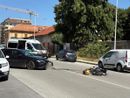 Scontro tra auto e moto in via Giordanengo a Cuneo, strada chiusa Scontro tra auto e moto in via Giordanengo a Cuneo, strada chiusa