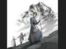 Un'immagine di Alessandra Boarelli sul Monviso assiema alla sua damigella Cecilia Fillia e alla guida Bartolomeo Peyrot