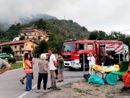 Il presidio per l'emergenza sul posto (Foto Tevino) Il presidio per l'emergenza sul posto (Foto Tevino)