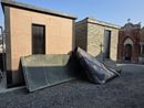 I danneggiamenti nel cimitero di Cavallermaggiore I danneggiamenti nel cimitero di Cavallermaggiore