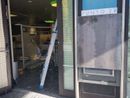 Bra, fanno esplodere uno sportello bancomat e scappano Bra, fanno esplodere uno sportello bancomat e scappano
