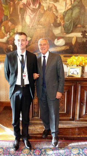 Da Mondovì a Roma per consegnare il libro su Paolo Borsellino: lo speciale incontro dello storico Roberto Rossetti Da Mondovì a Roma per consegnare il libro su Paolo Borsellino: lo speciale incontro dello storico Roberto Rossetti