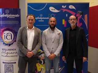 Nelle foto alcuni momenti dell'assemblea di zona tenuta martedì