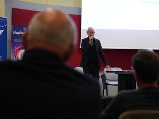 Nelle foto alcuni momenti dell'assemblea di zona tenuta martedì