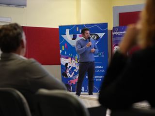 Nelle foto alcuni momenti dell'assemblea di zona tenuta martedì