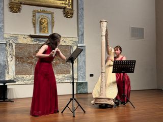 La Categoria D, dedicata alla musica da camera, ha visto trionfare le ucraine Olha Belkova (arpa) e Marharjta Baidak (flauto) La Categoria D, dedicata alla musica da camera, ha visto trionfare le ucraine Olha Belkova (arpa) e Marharjta Baidak (flauto)