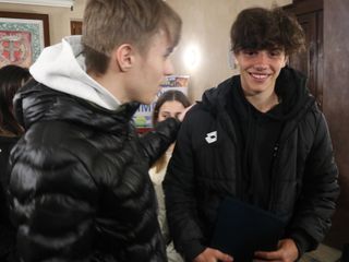 Alcuni momenti della cerimonia tenuta in municipio a Caramagna