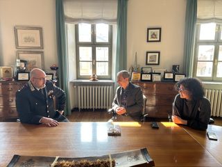 Il municipio il commiato dal comandante dei Carabinieri