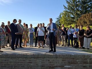 Nelle foto alcuni momenti della partecipata doppia inaugurazione Nelle foto alcuni momenti della partecipata doppia inaugurazione