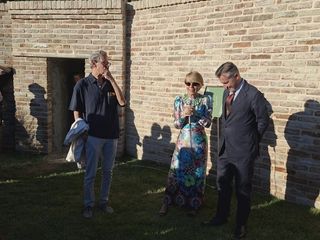 Nelle foto alcuni momenti della partecipata doppia inaugurazione Nelle foto alcuni momenti della partecipata doppia inaugurazione