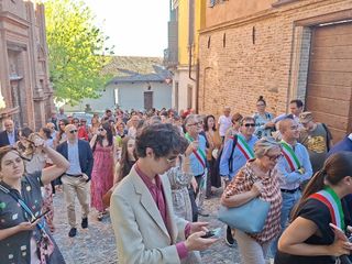 Nelle foto alcuni momenti della partecipata doppia inaugurazione Nelle foto alcuni momenti della partecipata doppia inaugurazione