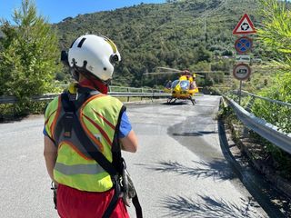 I soccorsi mobilitati sul luogo dell'incidente