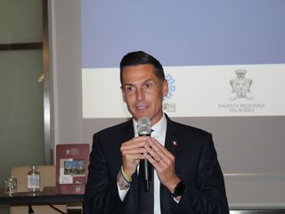 Alcuni momenti dell'evento di presentazione di prodotti tipici regionali a Roma