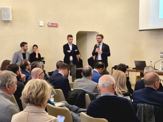 Questa mattina la presentazione ad Alba Questa mattina la presentazione ad Alba