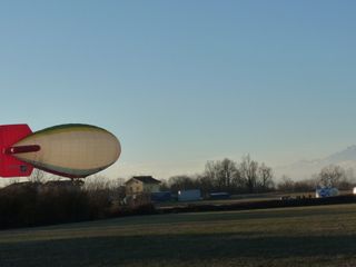 Il dirigibile ad aria calda del pilota Daniel Wade nelle foto di Giovanni Boglione