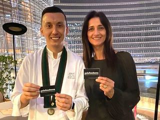 Lo chef Giovanni Papi con l'avvocato Annalisa Genta Lo chef Giovanni Papi con l'avvocato Annalisa Genta