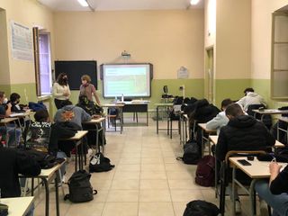 Laboratorio didattico alla Scuola Enologica Umberto I